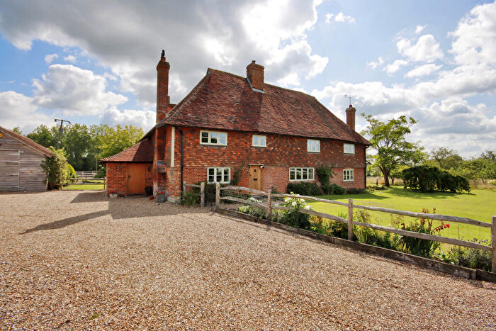 5 Bedroom Detached House For Sale In Hecton Farm, Friday Street, ME17