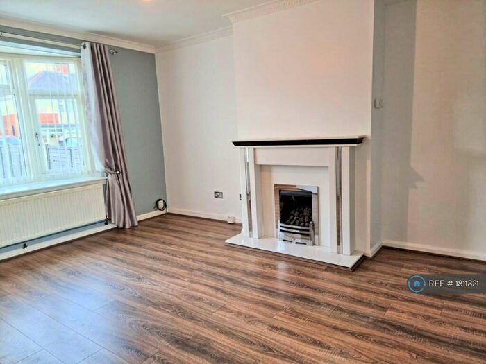 3 Bedroom Terraced House To Rent In Wanstead Grove, Birmingham, B44