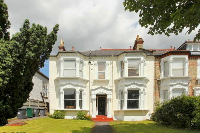 1 Bedroom Flat To Rent In Finchley Lane, Hendon, London, NW4