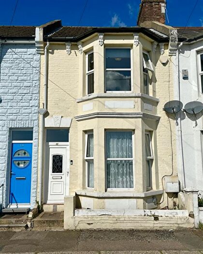 3 Bedroom Terraced House For Sale In Halton Terrace, Hastings, TN34