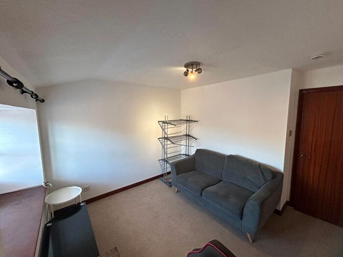 1 Bedroom Flat To Rent In West Stirling Street, Alva, Clackmannanshire, FK12