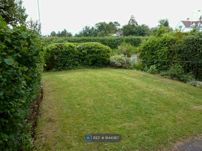 1 Bedroom Flat To Rent In Durleigh Road, Bridgwater, TA6