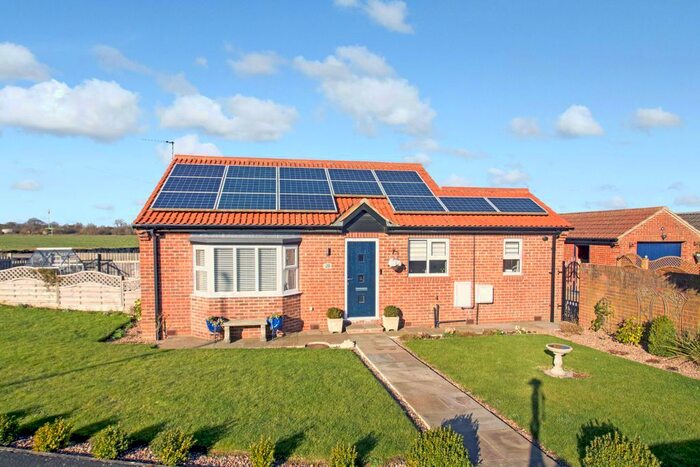 2 Bedroom Detached Bungalow For Sale In The Green, Tockwith, York, YO26