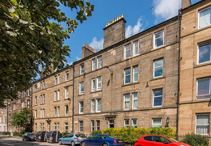 1 Bedroom Flat For Sale In Westfield Road, Edinburgh, EH11