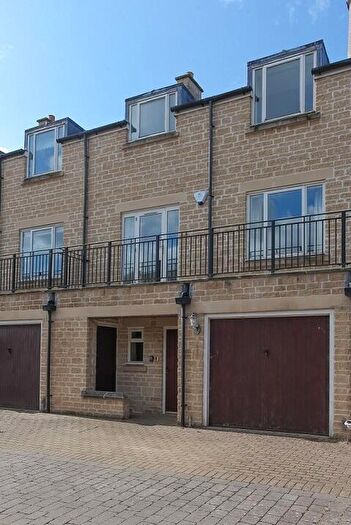 5 Bedroom Town House For Sale In Woodford Mill, Mill Street, Witney, Oxfordshire, OX28