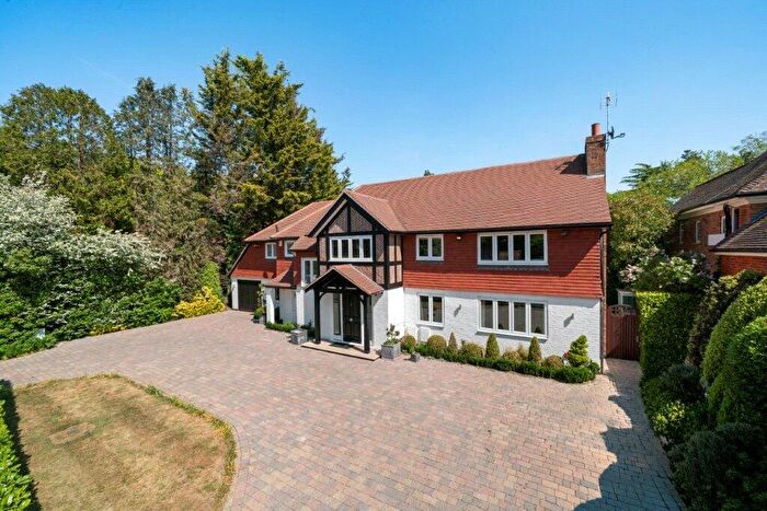 6 Bedroom Detached House To Rent In The Barton, Cobham, Surrey, KT11