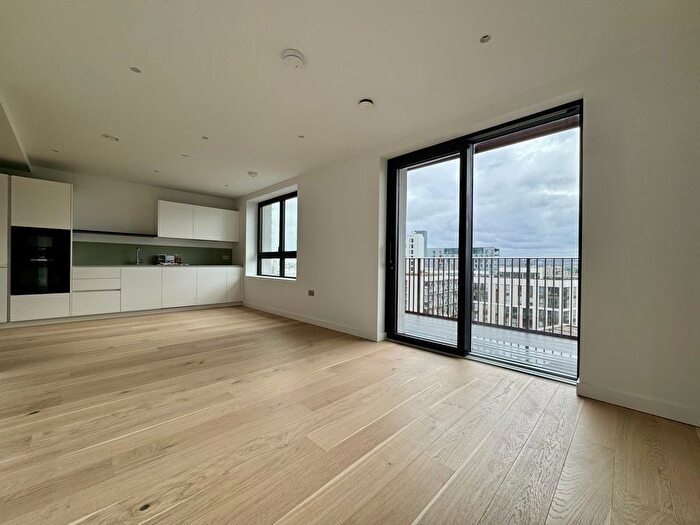 1 Bedroom Flat To Rent In Bella House, Pilot Walk, Greenwhich Peninsula, London, SE10