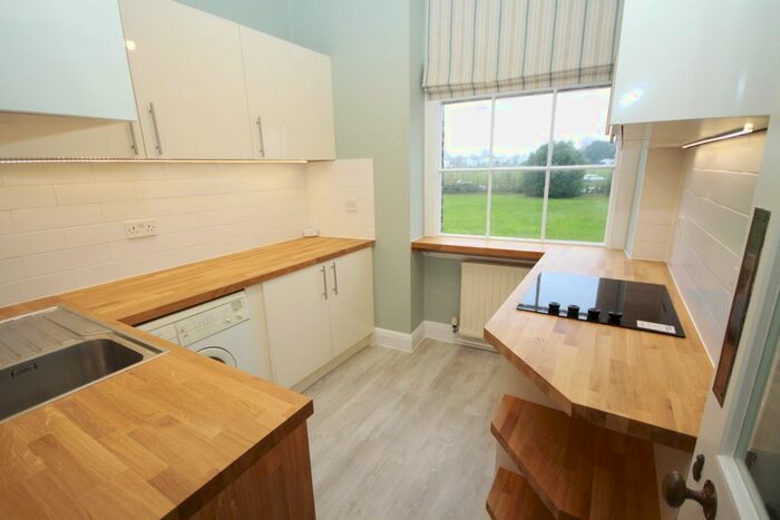 1 Bedroom Flat To Rent In The Paragon, Blackheath, SE3