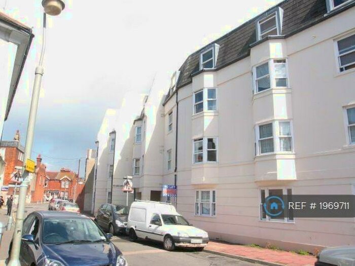 1 Bedroom Flat To Rent In Marlow Court, Brighton, BN2