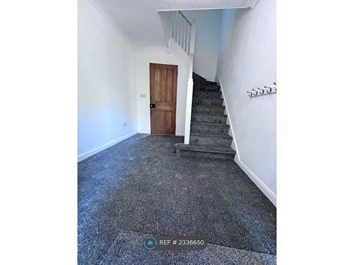 3 Bedroom End Of Terrace House To Rent In Camellia Place, Twickenham, TW2