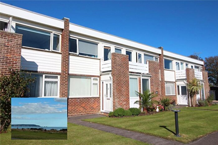 2 Bedroom Apartment For Sale In White Horses, Barton On Sea, Hampshire, BH25