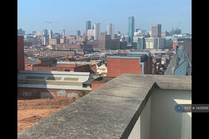 2 Bedroom Flat To Rent In Avoca Court, Deritend, Birmingham, B12