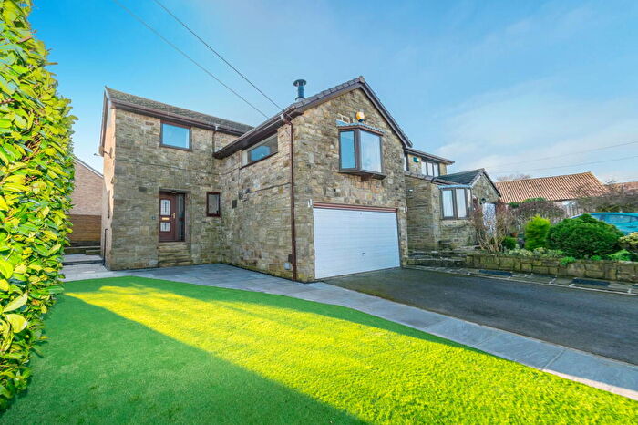 4 Bedroom Detached House For Sale In Tipping Lane, Emley, HD8