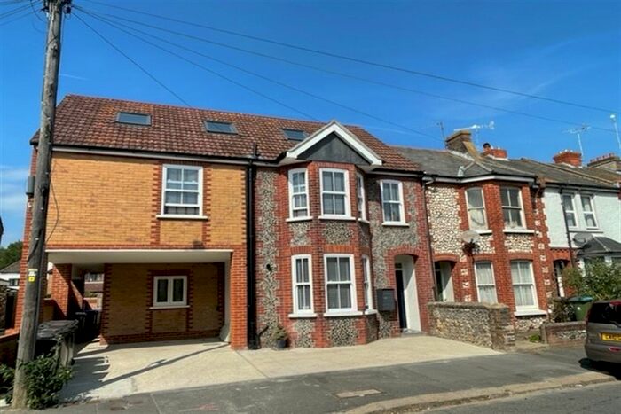 2 Bedroom Flat To Rent In Highfield Road, Bognor Regis, PO22