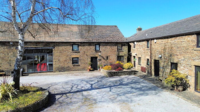 2 Bedroom Cottage For Sale In Wordsworth Court, Water Hall Lane, Penistone, S36
