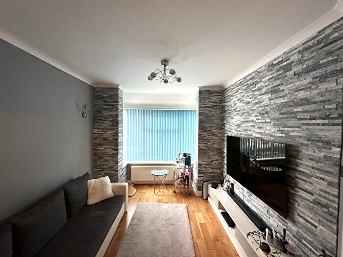3 Bedroom Terraced House For Sale In Dunbar Road, Southsea, Portsmouth, PO4