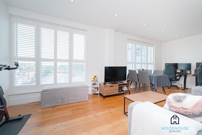 1 Bedroom Apartment To Rent In High Road, London, NW10