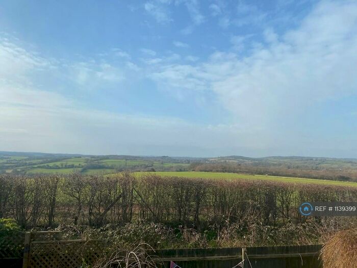 4 Bedroom Terraced House To Rent In Weston Walk, Frome, BA11