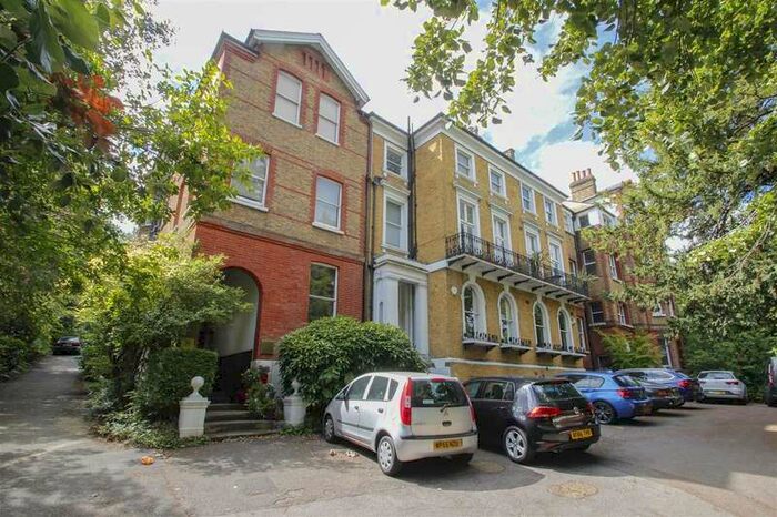3 Bedroom Flat To Rent In London Road, Forest Hill, London, SE23