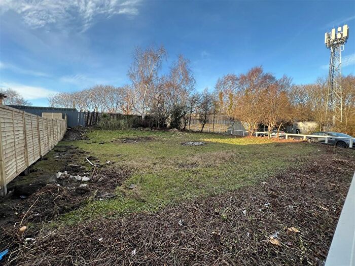 4 Bedroom Land For Sale In Dock Lane, Shipley, Bradford, BD18