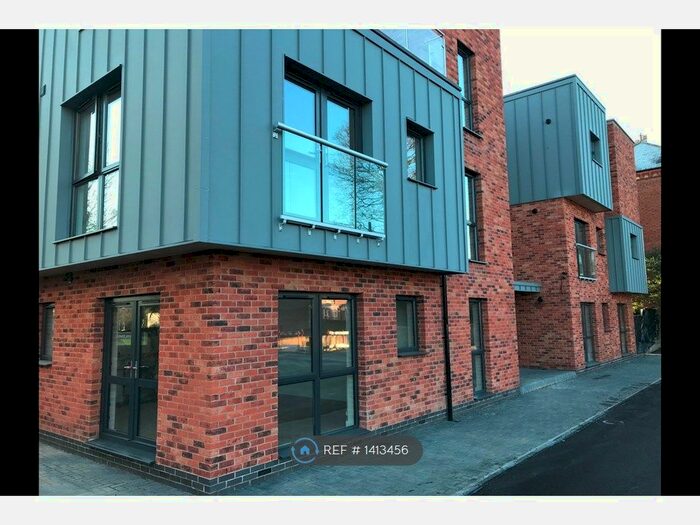 2 Bedroom Flat To Rent In Bond House, Beeston, Nottingham, NG9