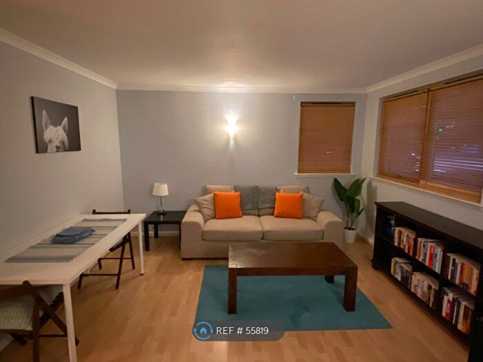 2 Bedroom Flat To Rent In Cleveden Road, Glasgow, G12