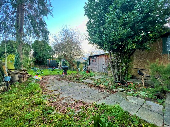 3 Bedroom House To Rent In Courtfield Avenue, Harrow, HA1