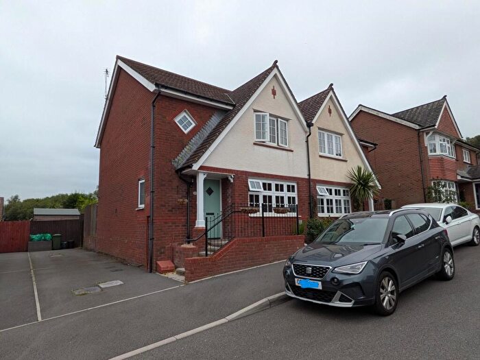 3 Bedroom Semi-Detached House For Sale In Parc Dan Y Bryn, Tonyrefail, Porth, CF39