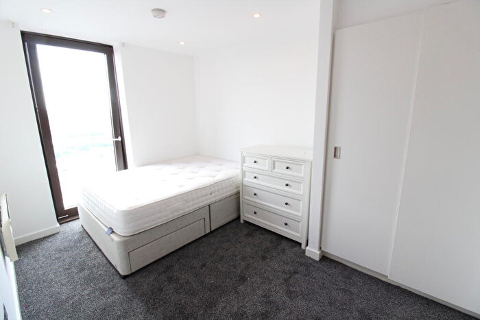 2 Bedroom Apartment To Rent In City Loft, Sheffield, S1