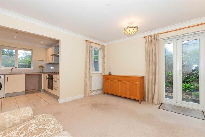 2 Bedroom Bungalow For Sale In Mill Road, Worthing, BN11