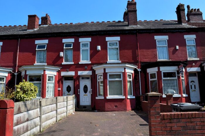 4 Bedroom Terraced House To Rent In Birch Lane, Manchester, M13