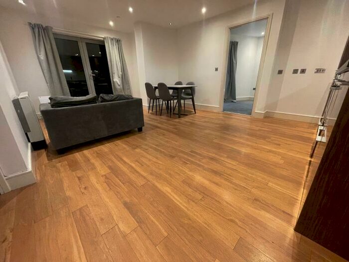 2 Bedroom Apartment To Rent In Hanley House, Hanley Street, NG1