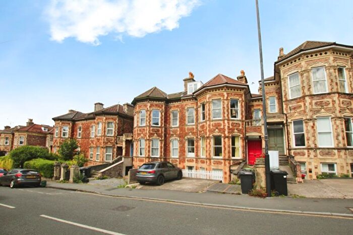 2 Bedroom Flat To Rent In Hampton Road - Redland, BS6