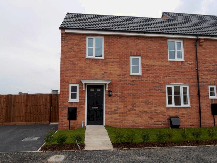 2 Bedroom Terraced House To Rent In Amber Drive, Mayflower Gardens, LE10