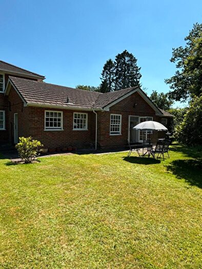 3 Bedroom Bungalow For Sale In Collinswood Road, Farnham Common, SL2