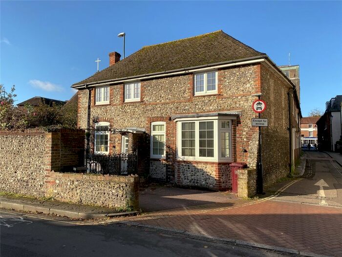 2 Bedroom Cottage To Rent In South Pallant, Chichester, West Sussex, PO19