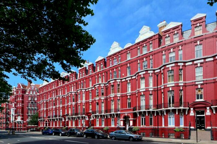 1 Bedroom Flat To Rent In Old Marylebone Road, Marylebone, London, NW1
