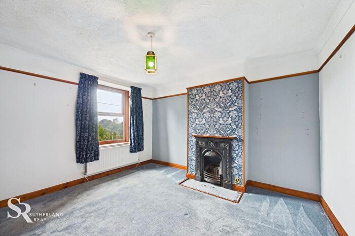 3 Bedroom Terraced House For Sale In Cliff Road, Buxton, SK17