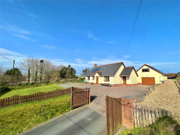 3 Bedroom Bungalow For Sale In Ferwig, Cardigan, SA43