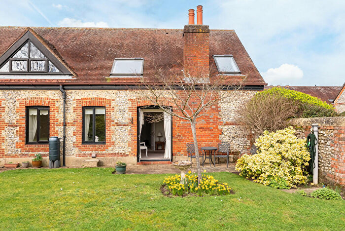 2 Bedroom Detached House For Sale In Sondes Farm, Glebe Road, RH4