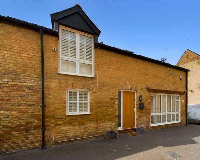 2 Bedroom Semi-Detached House To Rent In Crown Yard, St. Ives, Cambridgeshire, PE27