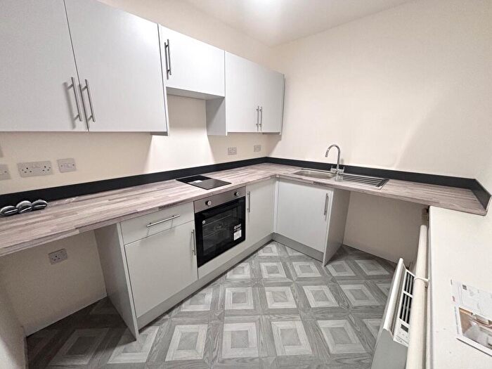 3 Bedroom Apartment To Rent In Clarendon Street, Hull, HU3