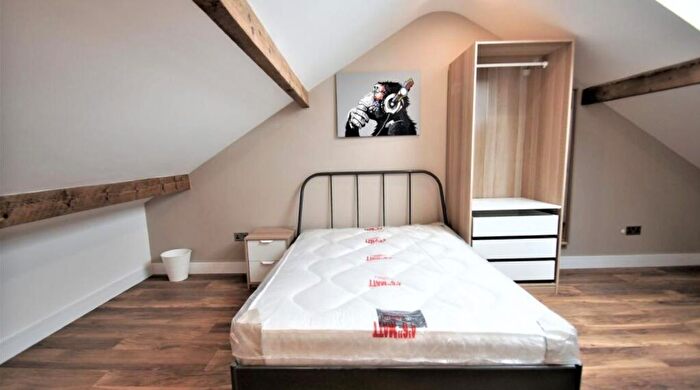 6 Bedroom Terraced House For Sale In Furness Road, Manchester, Lancashire, M14