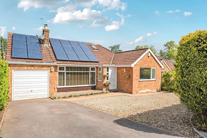 3 Bedroom Detached Bungalow For Sale In Hollins Close, Hampsthwaite, HG3
