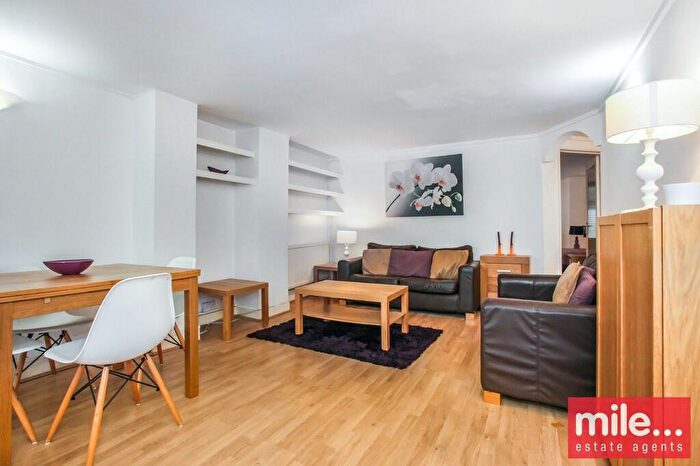 3 Bedroom Flat To Rent In Brondesbury Park, London, NW2