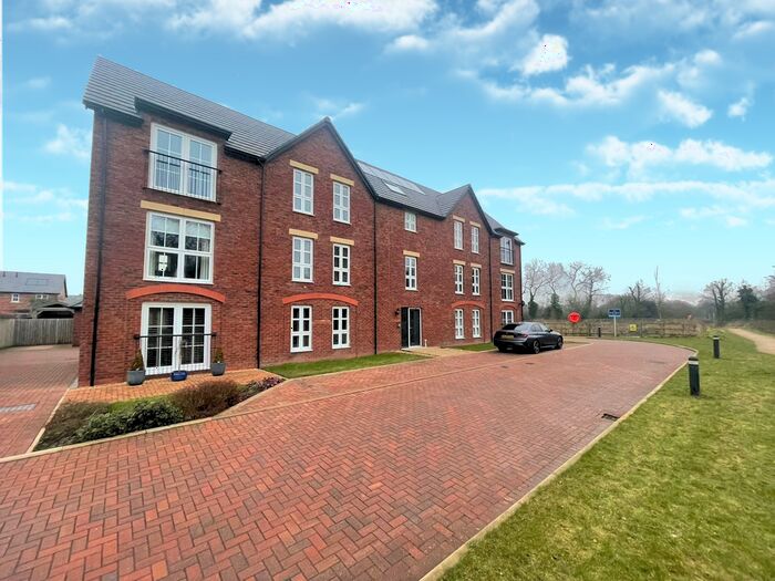 2 Bedroom Flat To Rent In Larch Lane, Preston, PR4