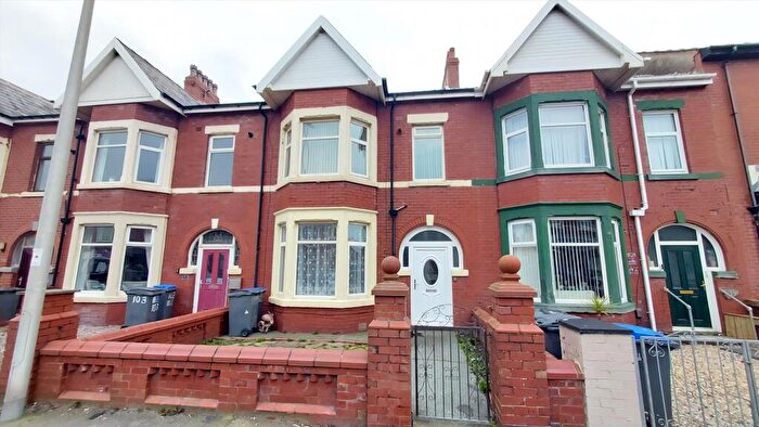 1 Bedroom Flat To Rent In Holmefield Road, Blackpool, FY2