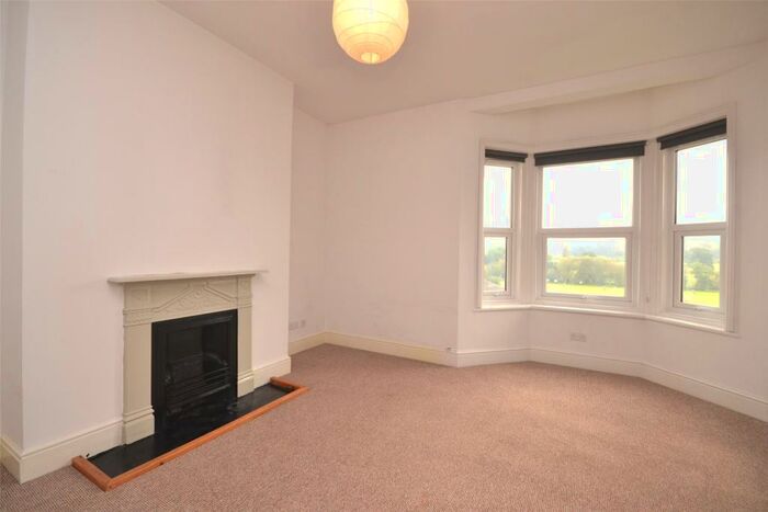 2 Bedroom Maisonette To Rent In London Road West, Bath, Somerset, BA1