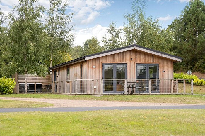 3 Bedroom Lodge For Sale In West Tanfield, Ripon, North Yorkshire, HG4