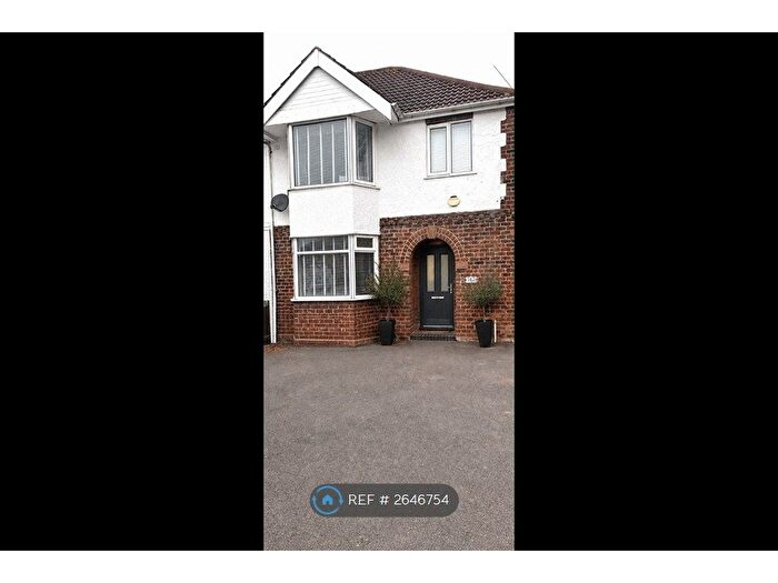 3 Bedroom Semi Detached House To Rent In Sandy Hill Road, Solihull, B90